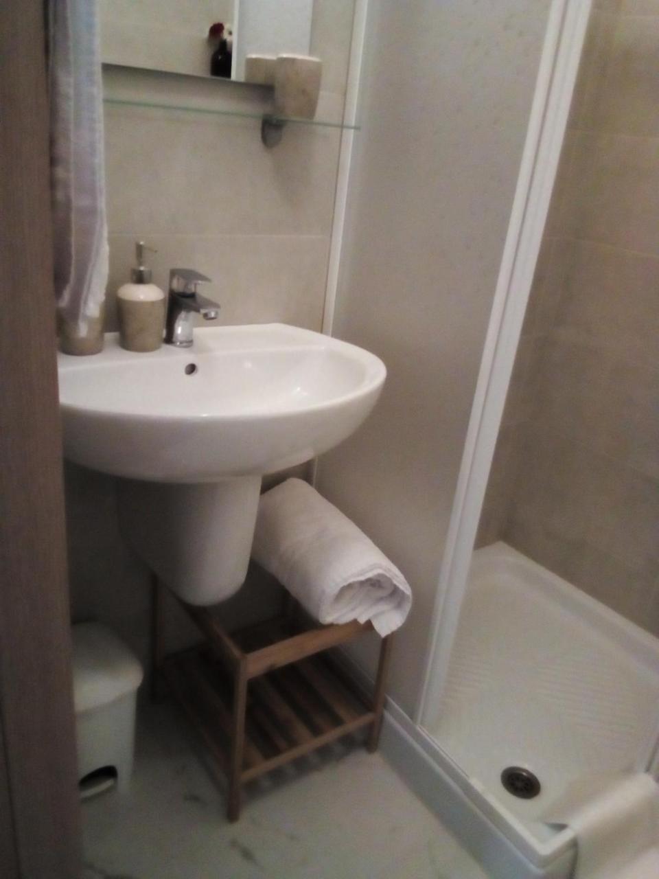 Officina Urban Sleep Bed & Breakfast Сан Бенедето дел Тронто Екстериор снимка